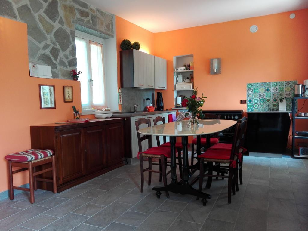 Diano dʼAlba Casa Badinot旅馆 外观 照片