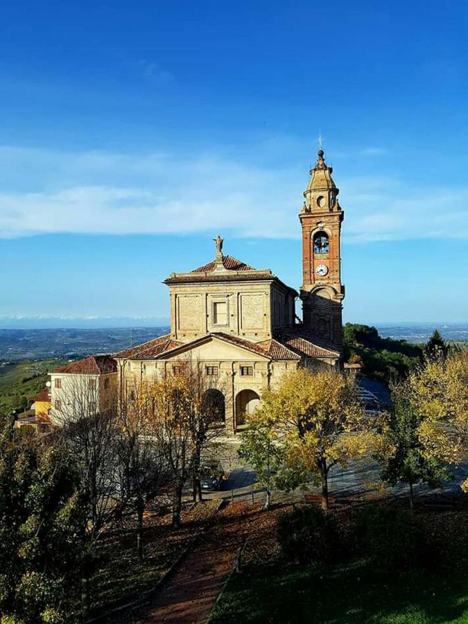 Diano dʼAlba Casa Badinot旅馆 外观 照片